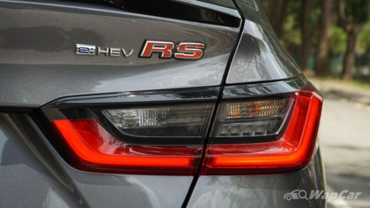 pros and cons: 2022 honda city rs - excellent fuel economy, but at a price