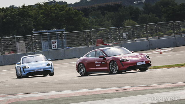 porsche track day driving experience at bic 2022