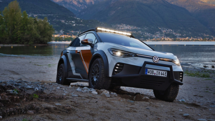 volkswagen shows rugged id.4 concept