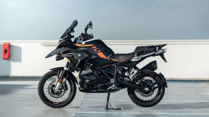 bmw releases r 1250 gs spirit of gs edition exclusive to french market