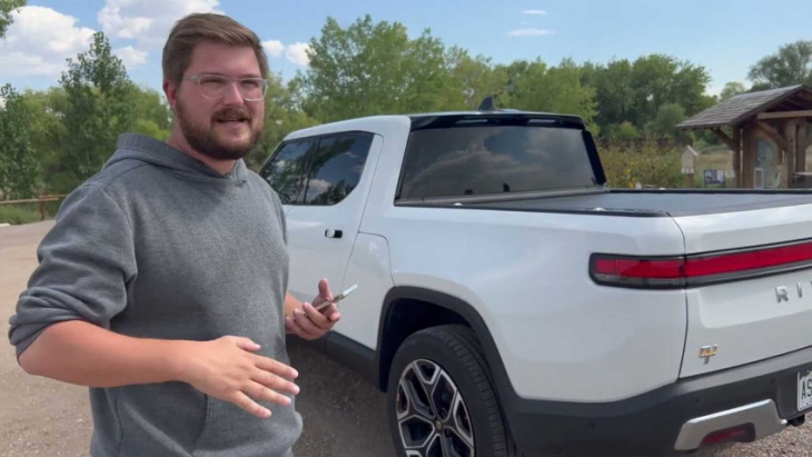 rivian r1t 10,000-mile report: owner talks issues, service experience
