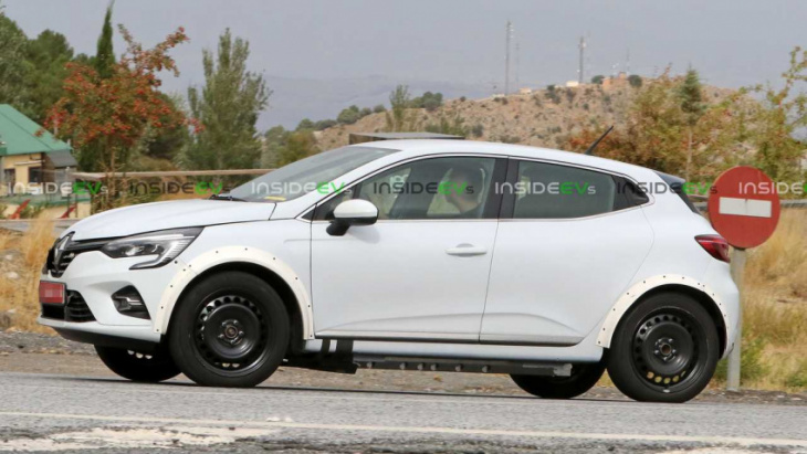 2024 renault 5 ev mule spotted for the very first time