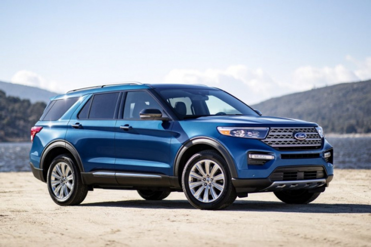 3 reasons the 2022 ford explorer xlt is the most popular trim