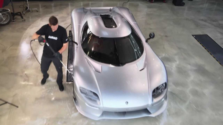 watch koenigsegg cc850 get its first wash and detailing