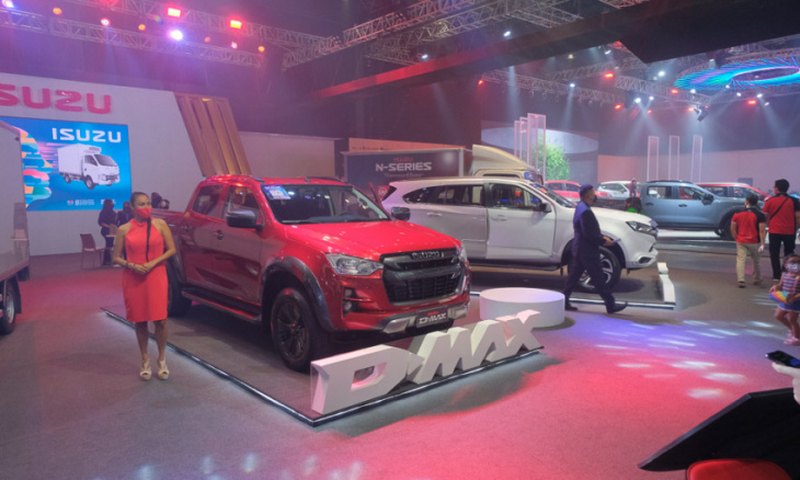 pims 2022: isuzu says its d-max and mu-x can go more than 1,500km on a single tank