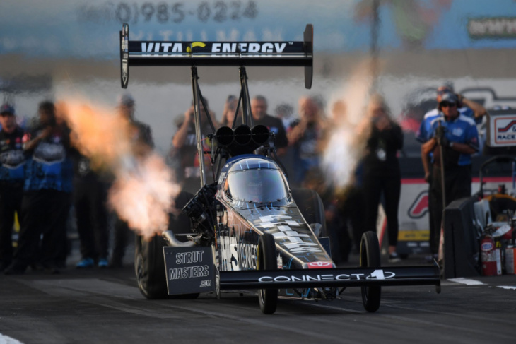 nhra friday qualifying results from reading: countdown to the championship, round 1