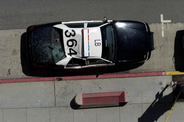 why do police cars have numbers on their roofs?