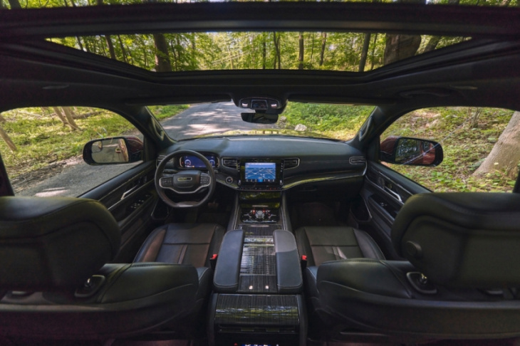 amazon, android, does the 2023 jeep wagoneer have android auto?