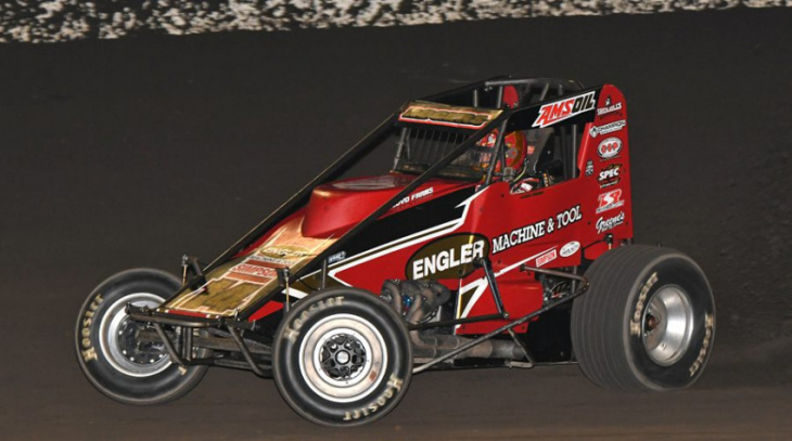 rogers hustles to first usac score