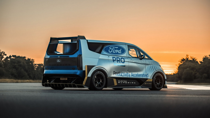 amazon, a closer look at the new, electric ford supervan