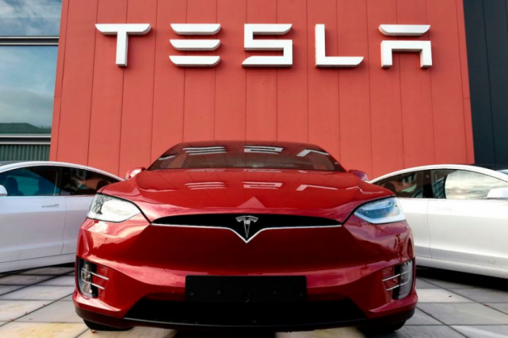 california dmv accuses tesla of misleading marketing that could lead to a name change for this tesla feature