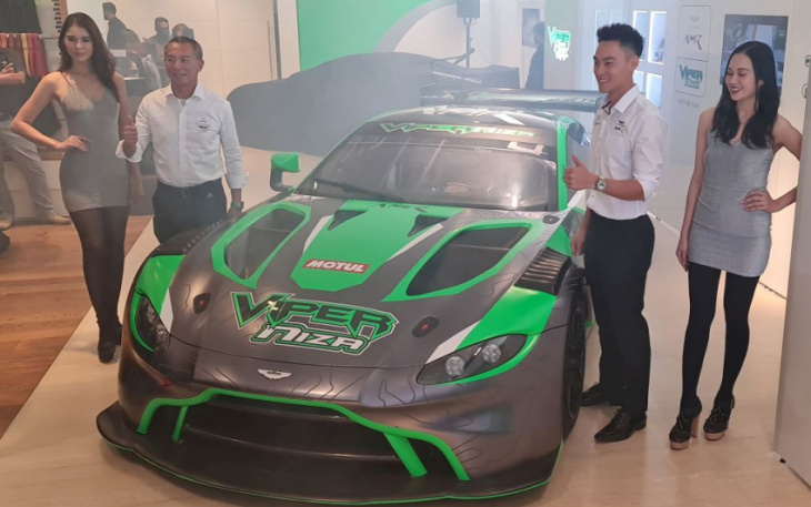 viper niza racing bets on aston martin vantage gt3 and gt4 in pursuit of racing glory
