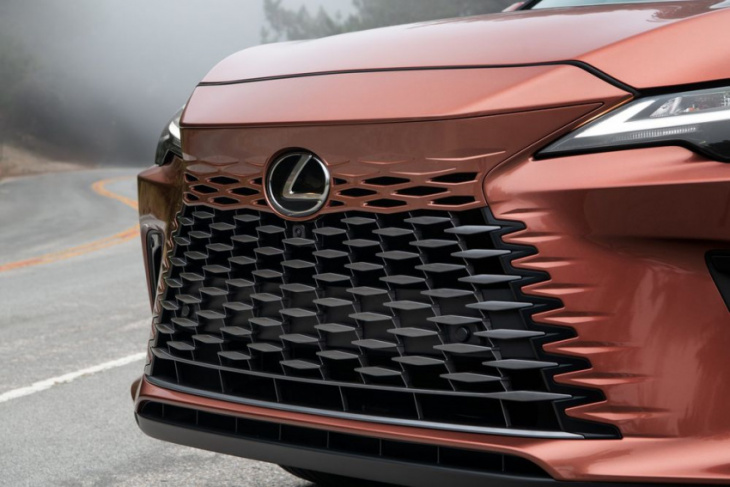 the new lexus rx is the same as it ever was