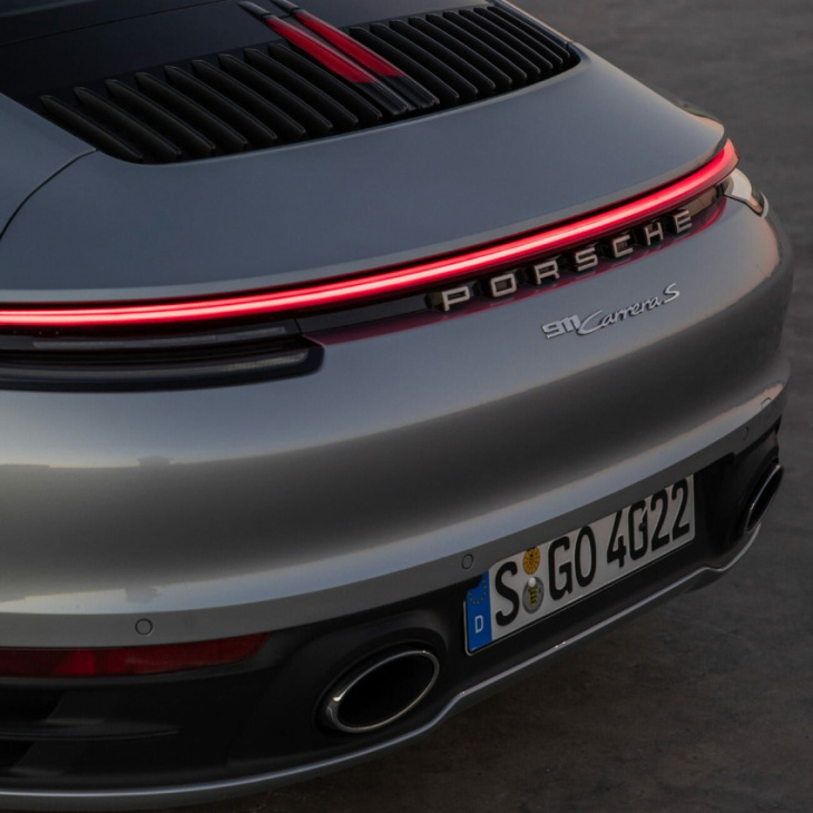 2022 porsche 911 targa 4 gts manual review: best of all worlds?