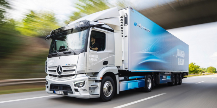 daimler shows off application range of the eactros at the iaa