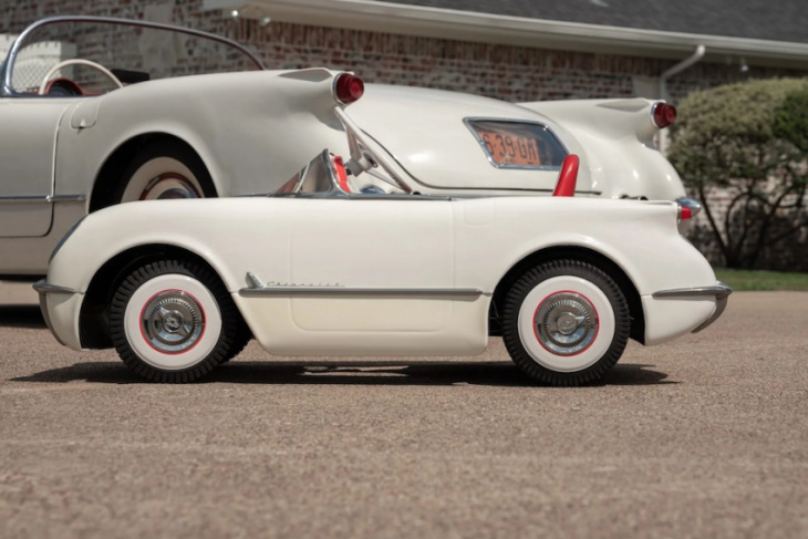 super cool 1953 corvette pedal car sells for a very reasonable price