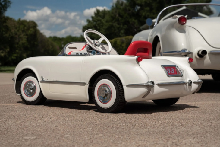 super cool 1953 corvette pedal car sells for a very reasonable price