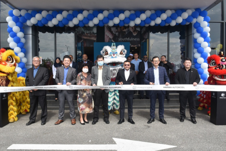 new proton 4s dealership opened in kota bharu