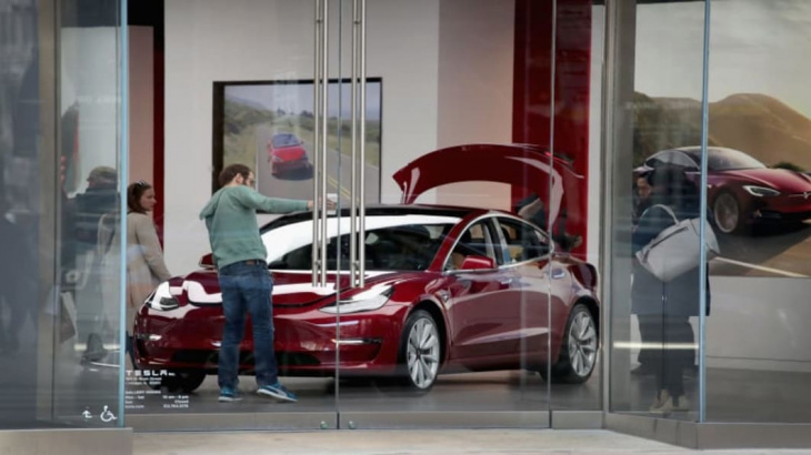 tesla recalls 1.1 million vehicles over windows that can pinch fingers