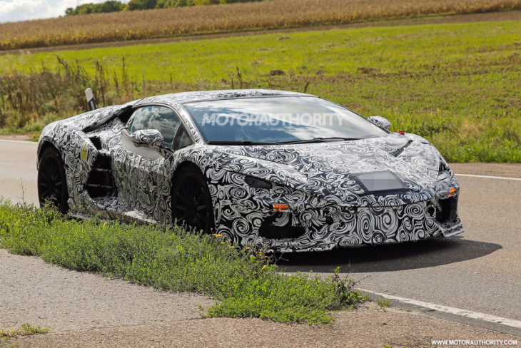 Lamborghini Aventador successor, Dodge Challenger Black Ghost, Faraday  Future FF91 range: Car News Headlines - TopCarNews