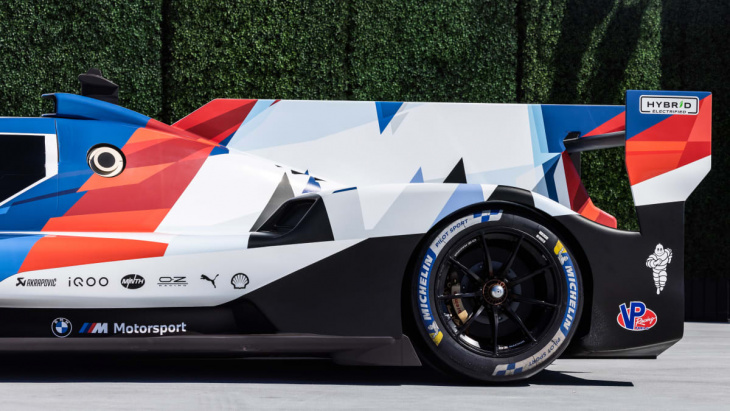 bmw m hybrid v8 race car hits the tracks in 2023