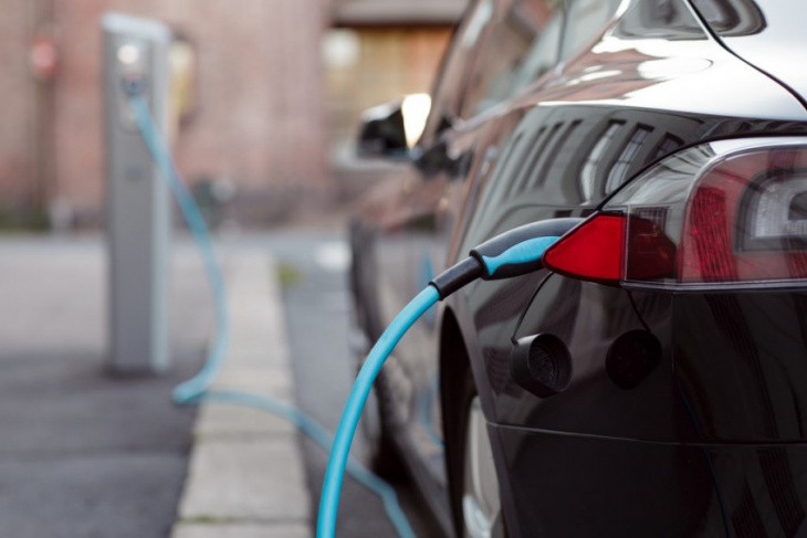5 myths of electric vehicles