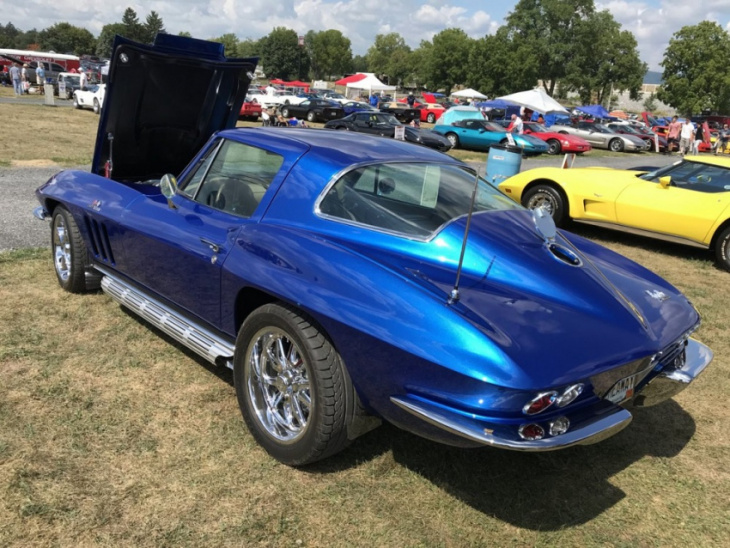 top 5 most powerful chevrolet corvette engines of the 1960s (ranked by horsepower)