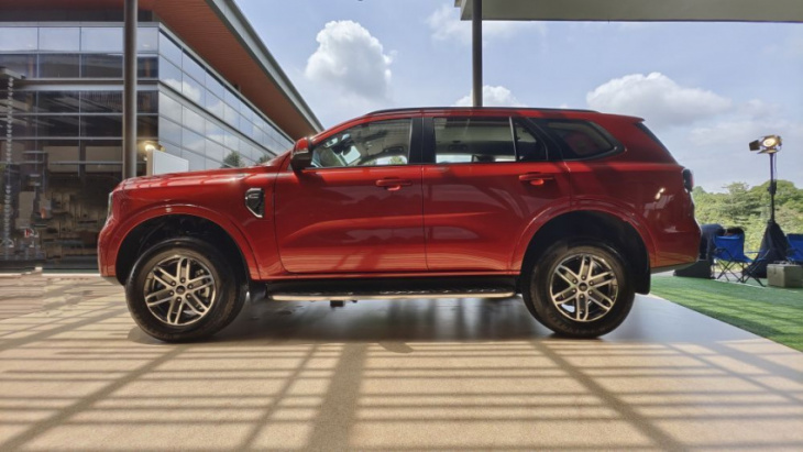 android, 2022 ford everest launched - 3 variants, 2wd sport, 4wd trend and titanium - from rm264k
