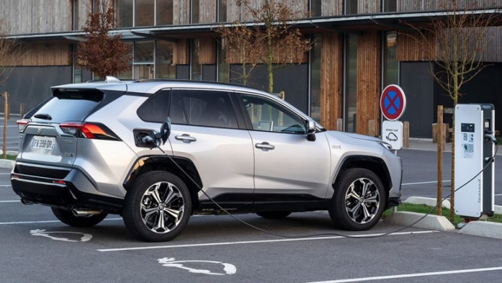 toyota-based suzuki hybrid suvs and small cars for australia: where are they and why aren't they here yet?