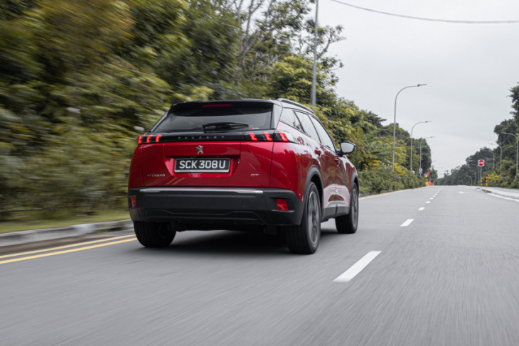 mreview: 2022 peugeot e-2008 - french quirkiness in controlled doses
