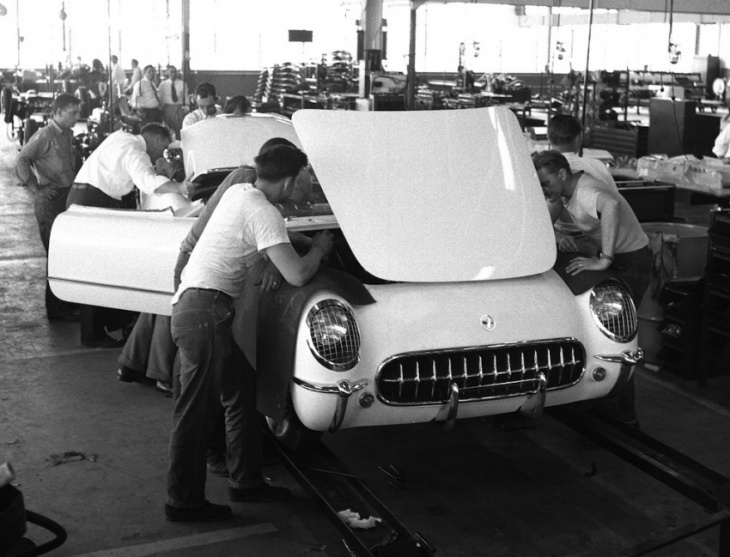 myron scott, the man who named the corvette, is set to receive another honor