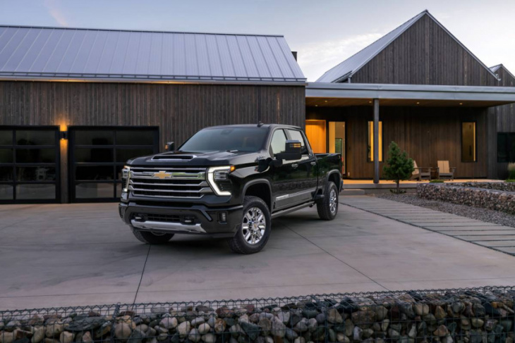 android, 2024 chevrolet silverado hd: new face, new interior, more diesel power, zr2 on the way