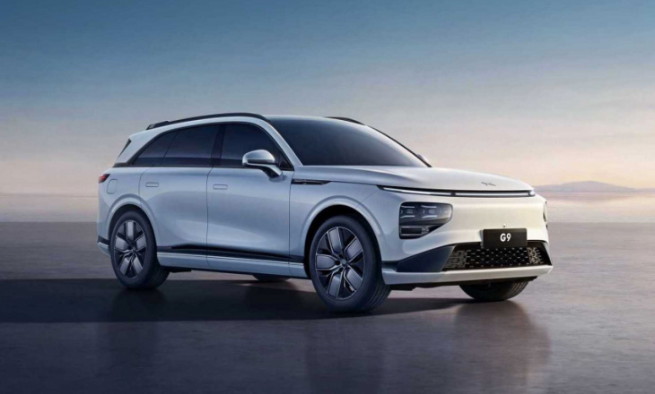 xpeng g9 electric suv launches in china, industry-leading 480kw charging