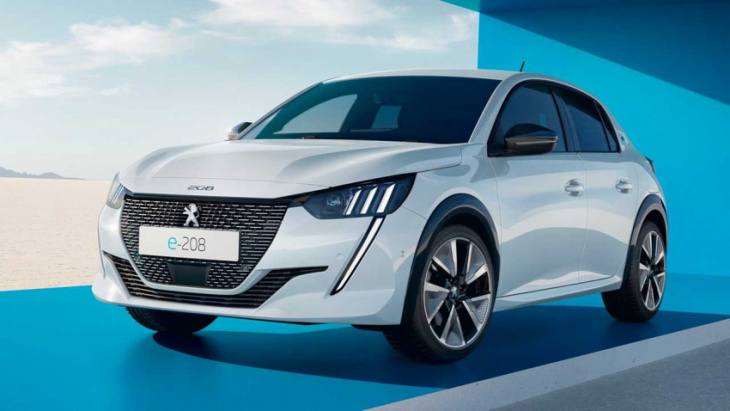 2023 peugeot e-208 debuts with significantly more power and range