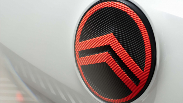 citroën has updated its logo