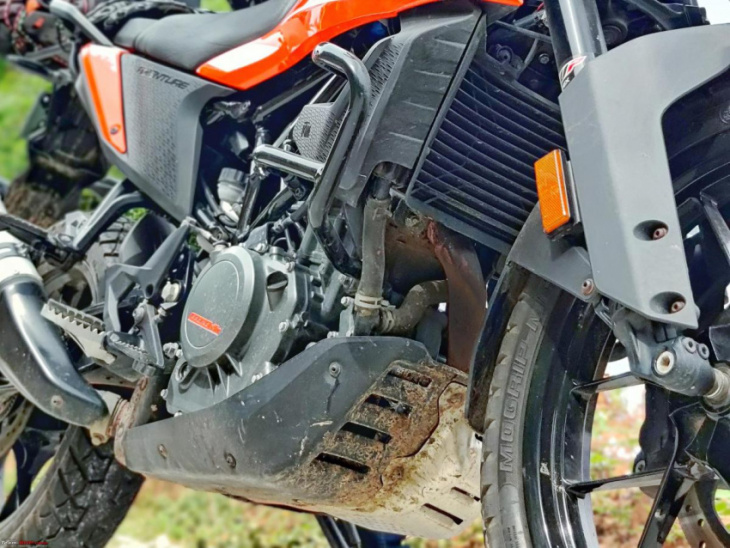 ktm 250 adventure ownership review: ride, mileage, suspension & others