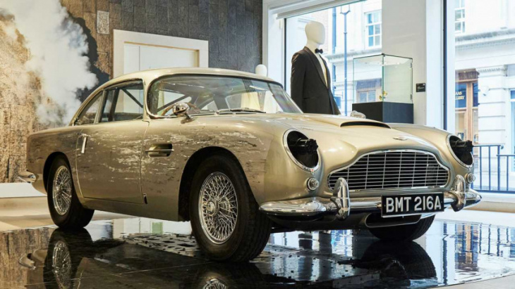 aston martin db5 stunt car from no time to die brings $3.2m at auction
