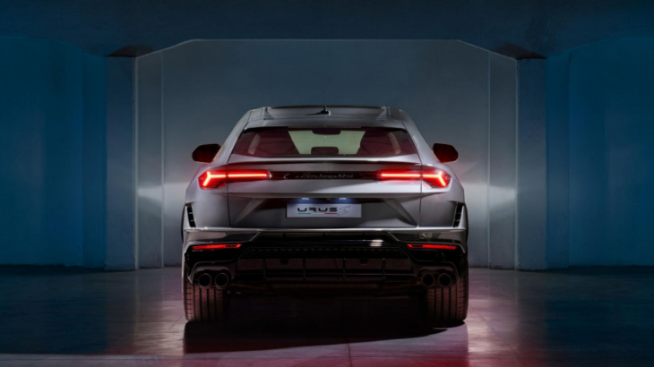 lamborghini urus s: an entry-level suv with performante powers