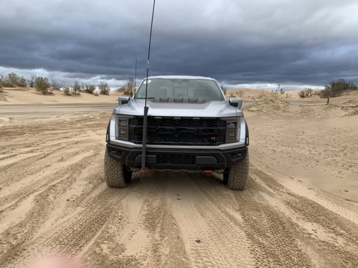 2023 ford f-150 raptor r review: completely unnecessary, but tons of fun