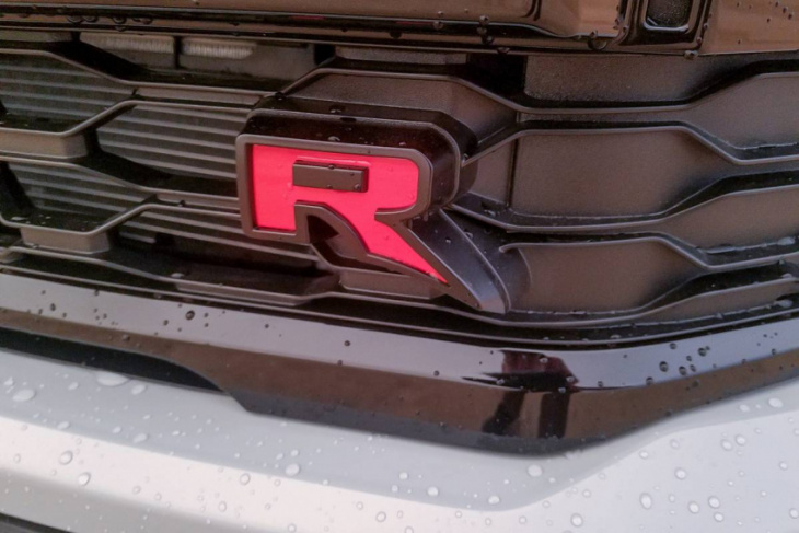 2023 ford f-150 raptor r review: ford's ram trx rebuttal