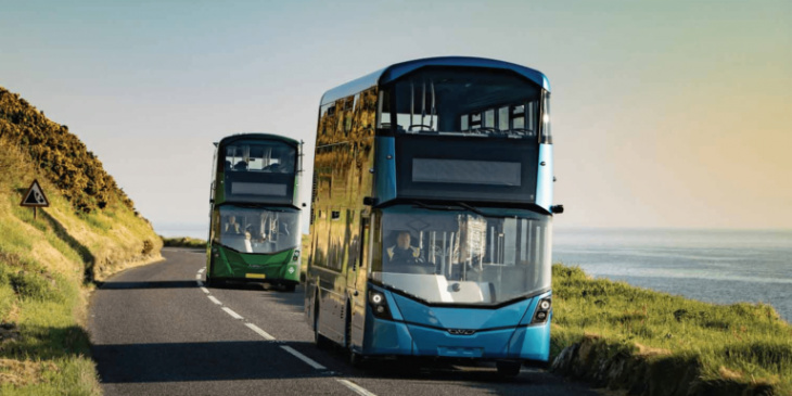 translink orders 100 electric buses from wrightbus