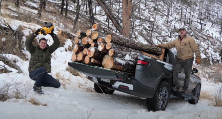 is the rivian pickup truck bed actually smaller than the maverick’s?