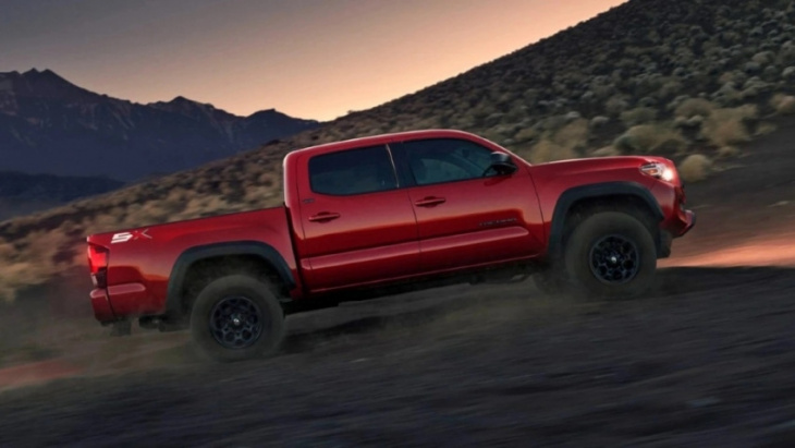 2023 toyota tacoma vs. 2023 honda ridgeline: pickup truck showdown!