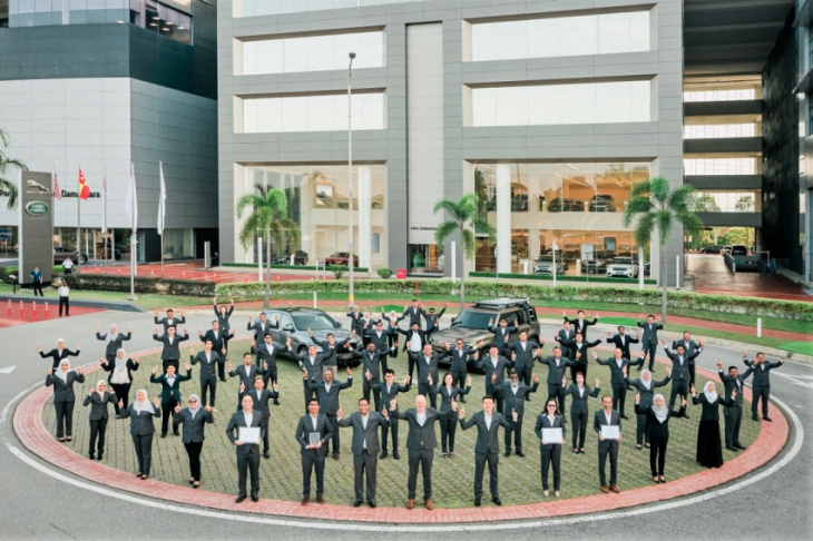 jaguar land rover malaysia named retailer of the year for 3rd time