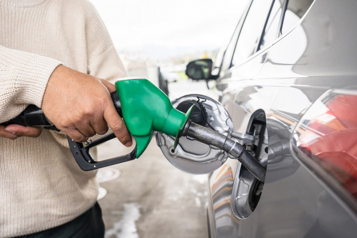 government confirms fuel excise tax will be reintroduced in january