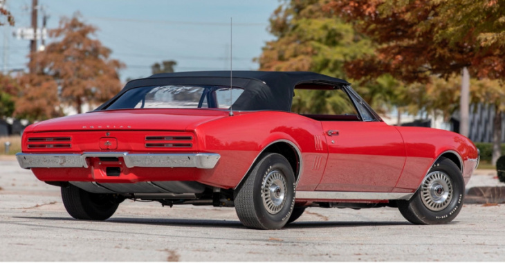1967 pontiac firebird become a symbol of the era and has featured prominently in many movies.