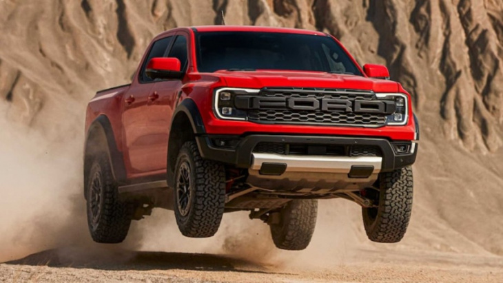 should you choose the 2023 gmc canyon or the 2023 ford ranger?