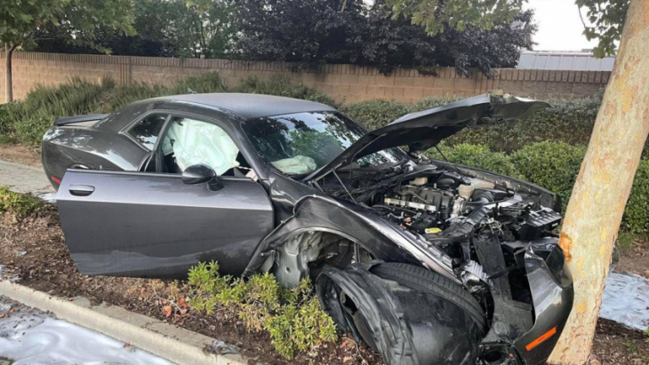15-year-old boy crashes family dodge challenger