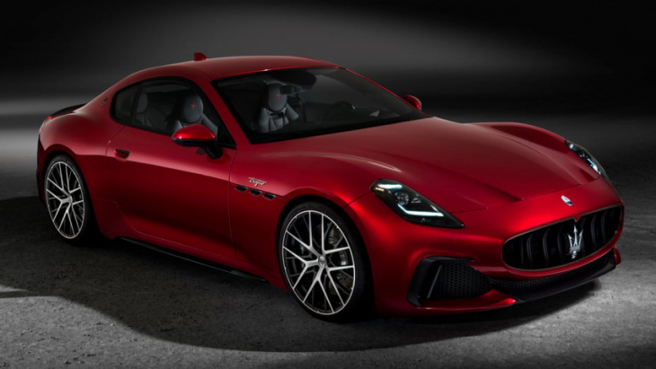 new maserati granturismo fully unveiled with electric and petrol v6 powertrains