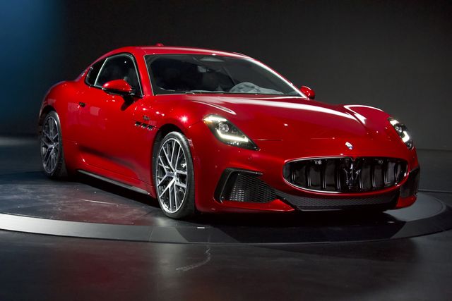 the 2024 maserati granturismo ditches v-8 for v-6 and electric power